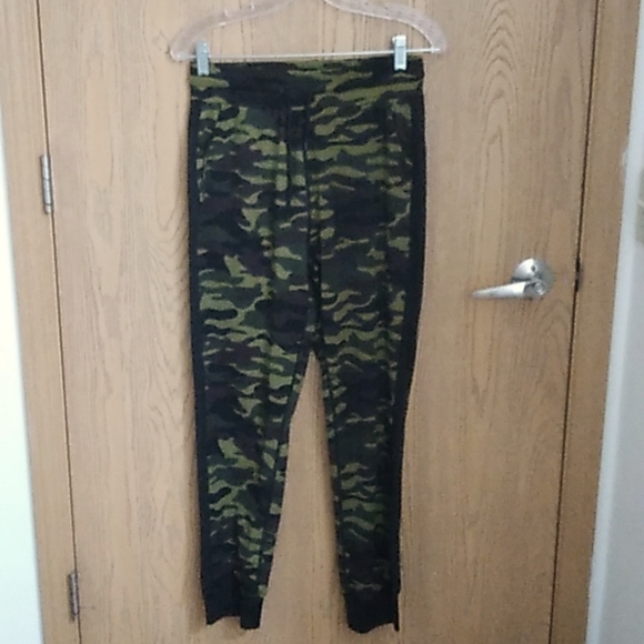 Kimberly.c Green Black and Brown Camo Tracksuit Joggers and Hoodie Set - Picture 6 of 10